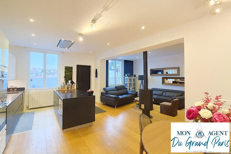 Maison - 136 m² - 6 pièces