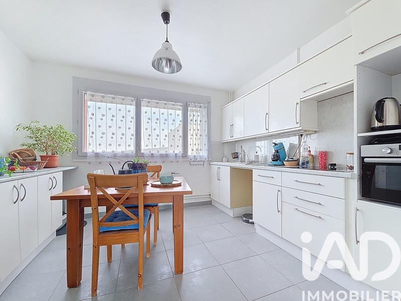 Appartement - 79 m² - 4 pièces