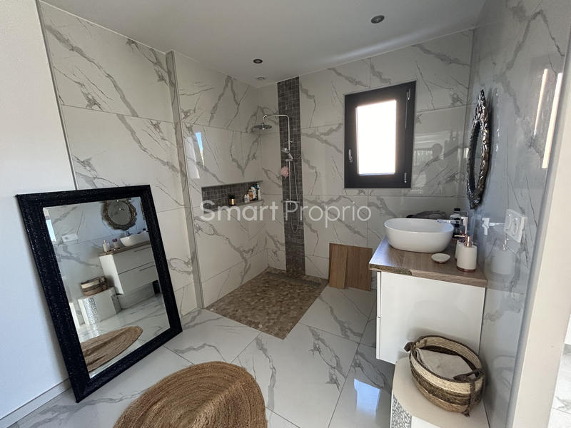 Villa - 140 m² - 6 pièces