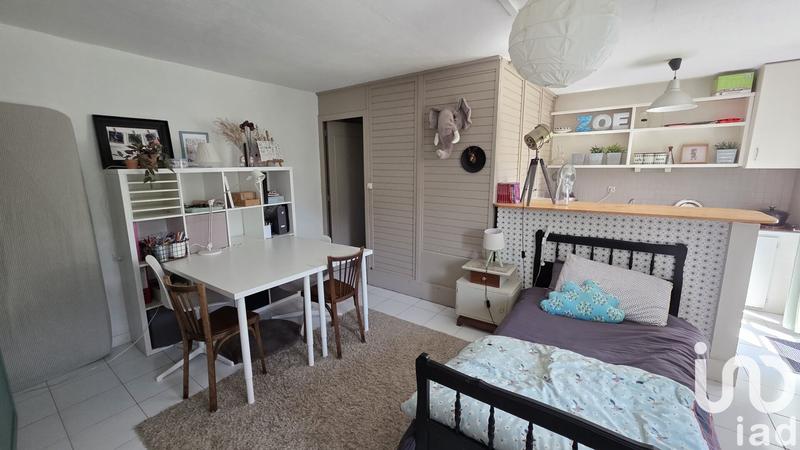 Maison - 210 m² - 9 pièces