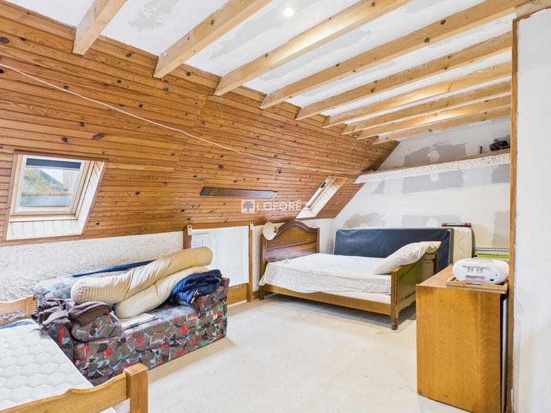 Maison - 80 m² - 5 pièces