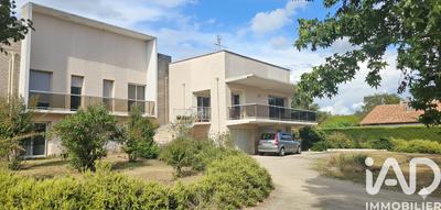 Maison de maîtres - 302 m² - 8 pièces