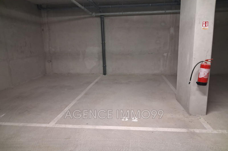 Parking / Garage - 13 m²