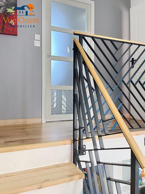 Maison - 96 m² - 4 pièces