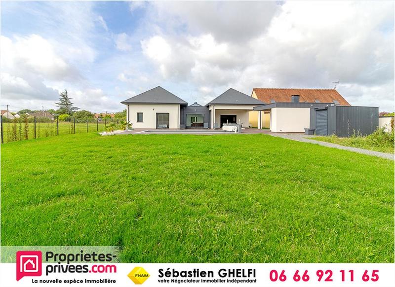 Maison - 207 m² - 7 pièces