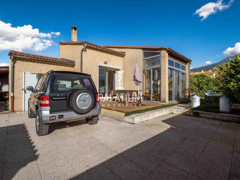 Maison - 109 m² - 5 pièces