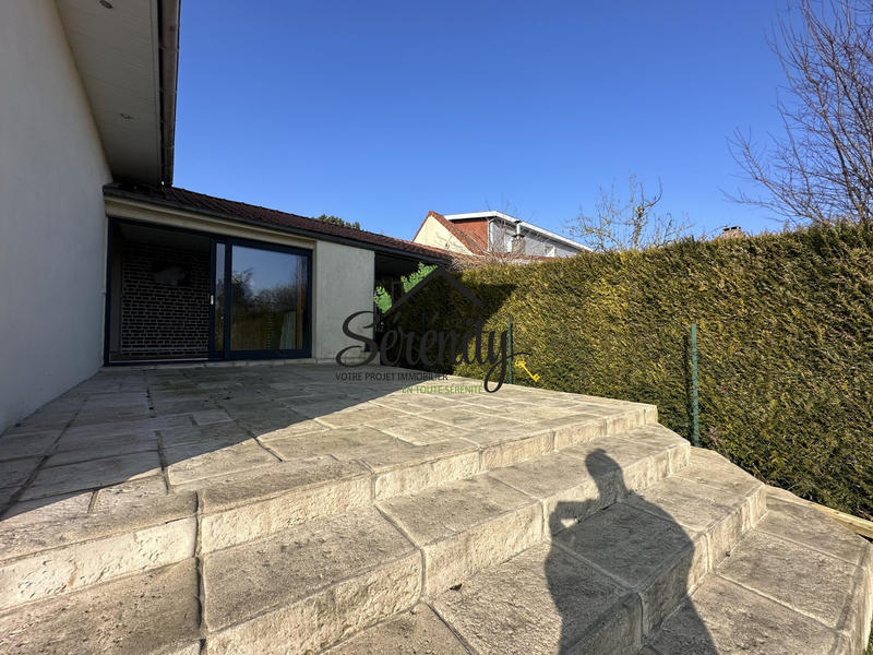 Maison - 90 m² - 5 pièces