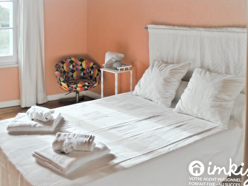 Maison - 304 m² - 10 pièces