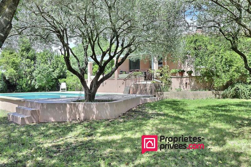 Villa - 160 m² - 6 pièces