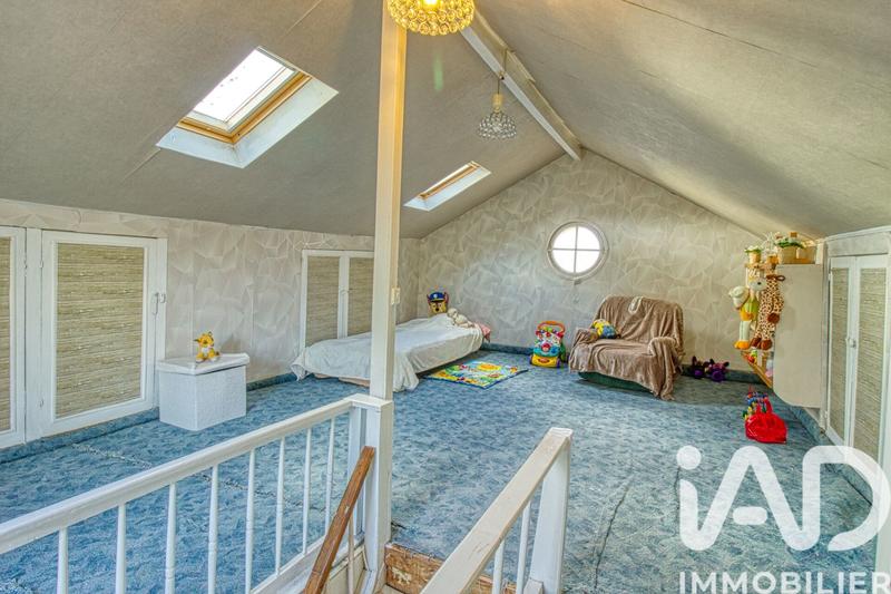 Maison - 90 m² - 5 pièces