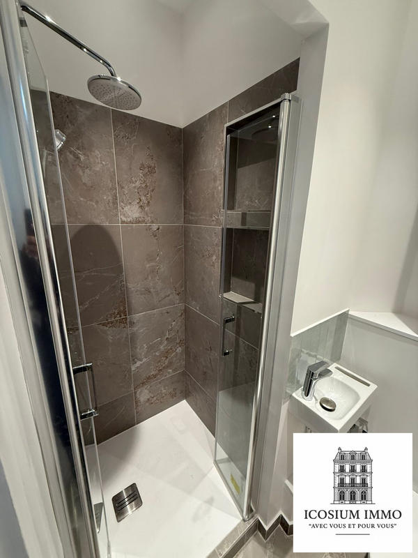 Appartement - 89 m² - 5 pièces