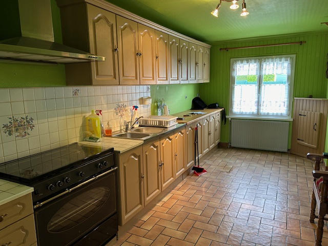 Maison - 100 m² - 7 pièces