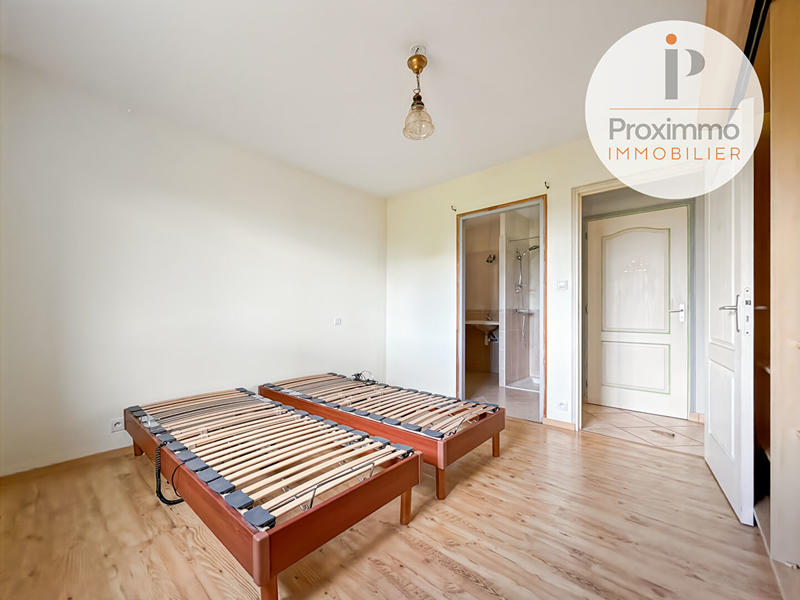 Maison - 137 m² - 5 pièces