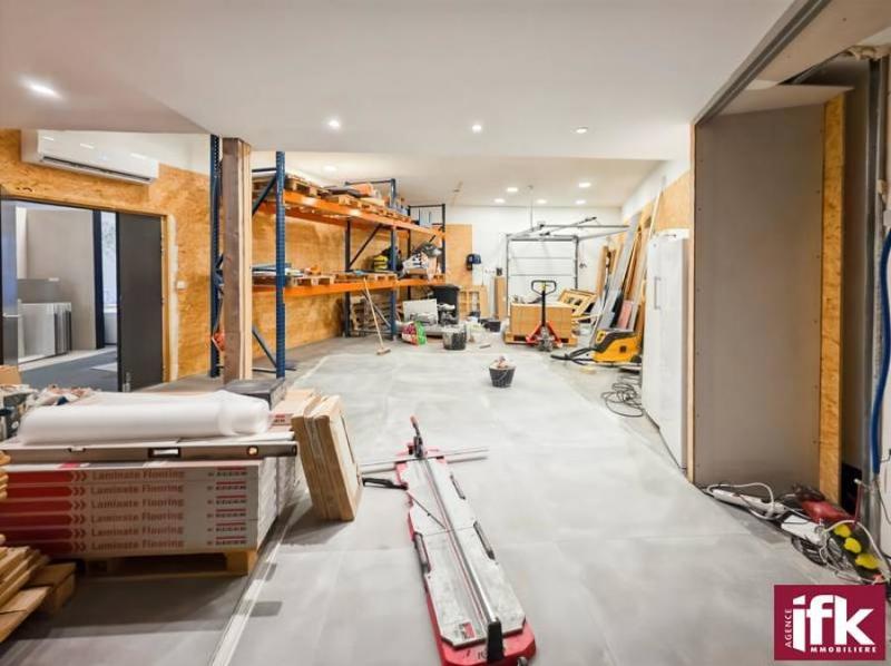 Local commercial - 327 m² - 2 pièces