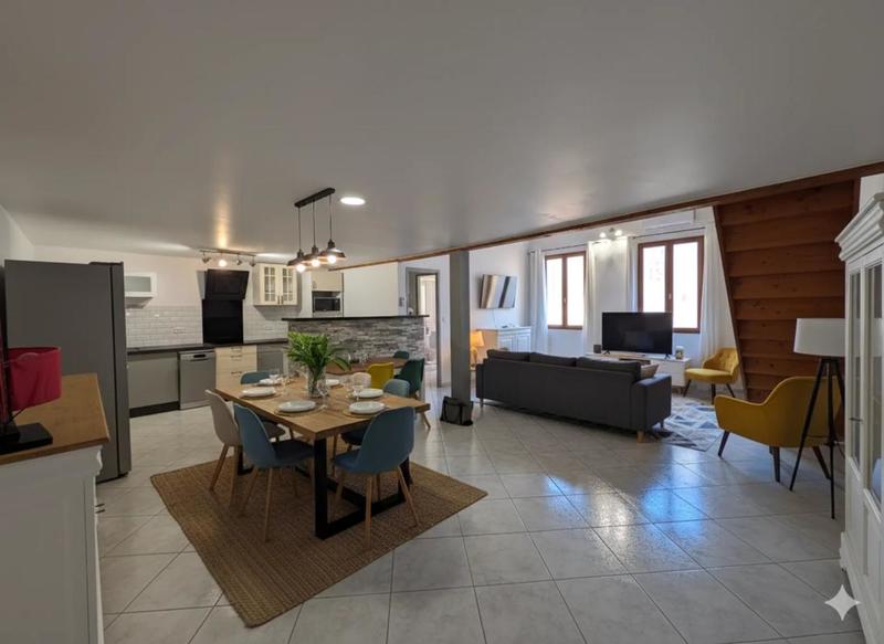 Appartement - 77 m² - 3 pièces