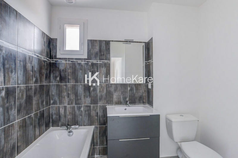 Maison - 85 m² - 4 pièces