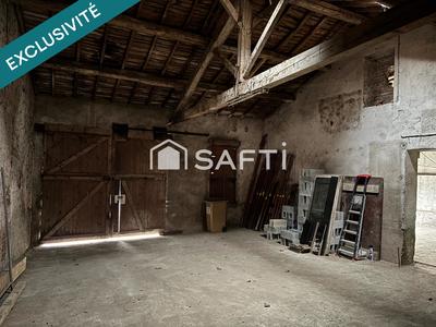 Local commercial - 900 m² - 10 pièces