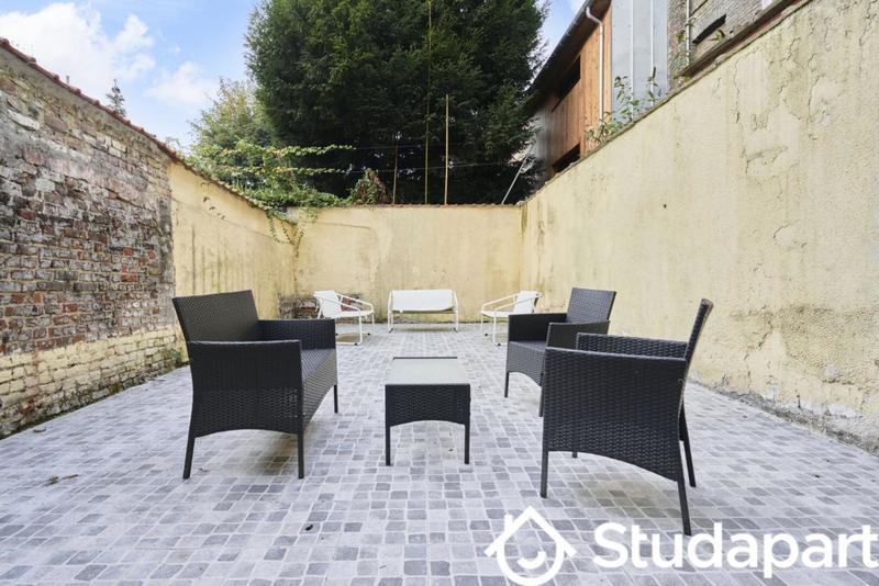 Chambre - 13 m² - 1 pièce