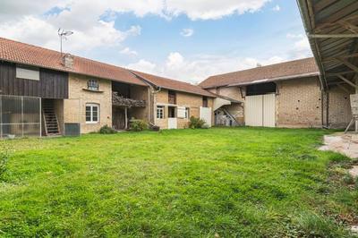 Maison - 152 m² - 6 pièces