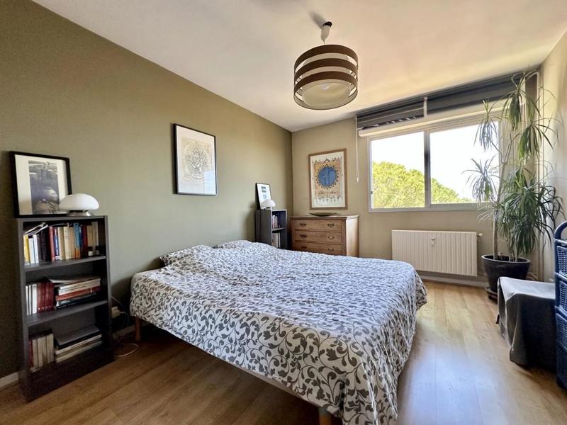 Appartement - 97 m² - 5 pièces