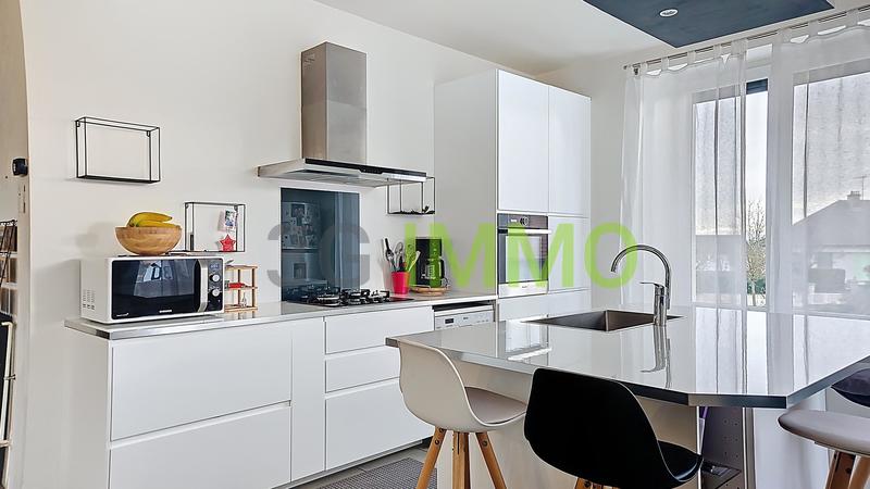 Maison - 125 m² - 5 pièces