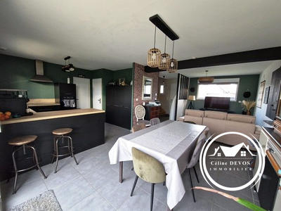 Maison - 80 m² - 4 pièces