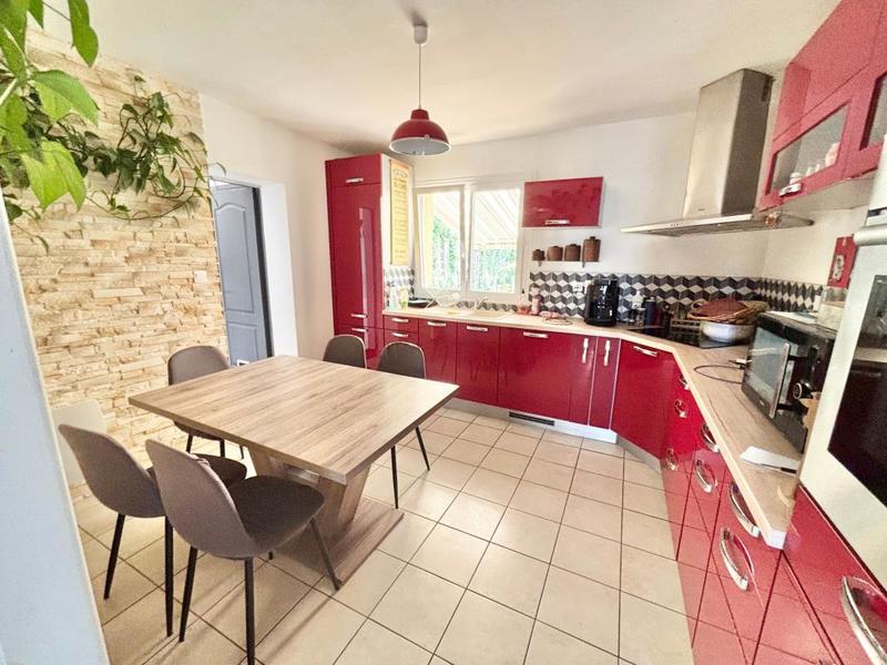 Maison - 146 m² - 5 pièces