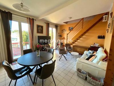 Appartement - 117 m² - 6 pièces