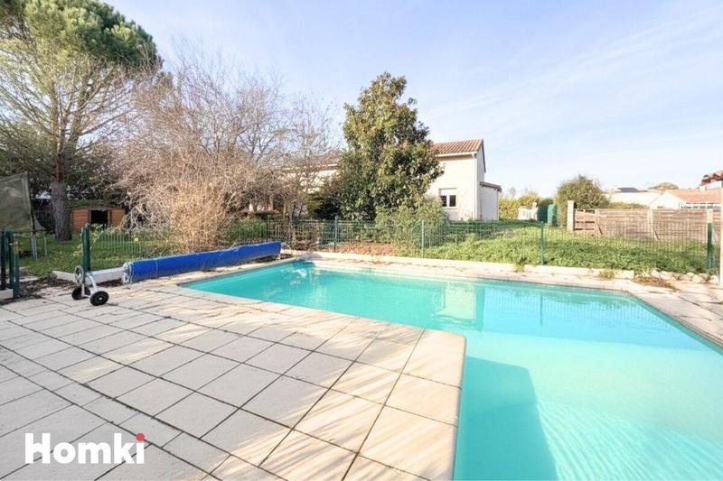 Maison - 200 m² - 4 pièces