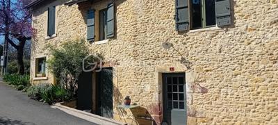 Maison de village - 75 m² - 4 pièces