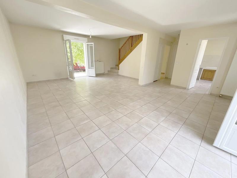 Maison - 101 m² - 6 pièces