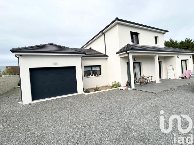 Maison - 198 m² - 6 pièces