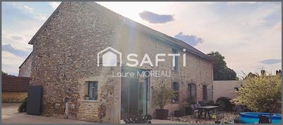 Maison - 161 m² - 6 pièces