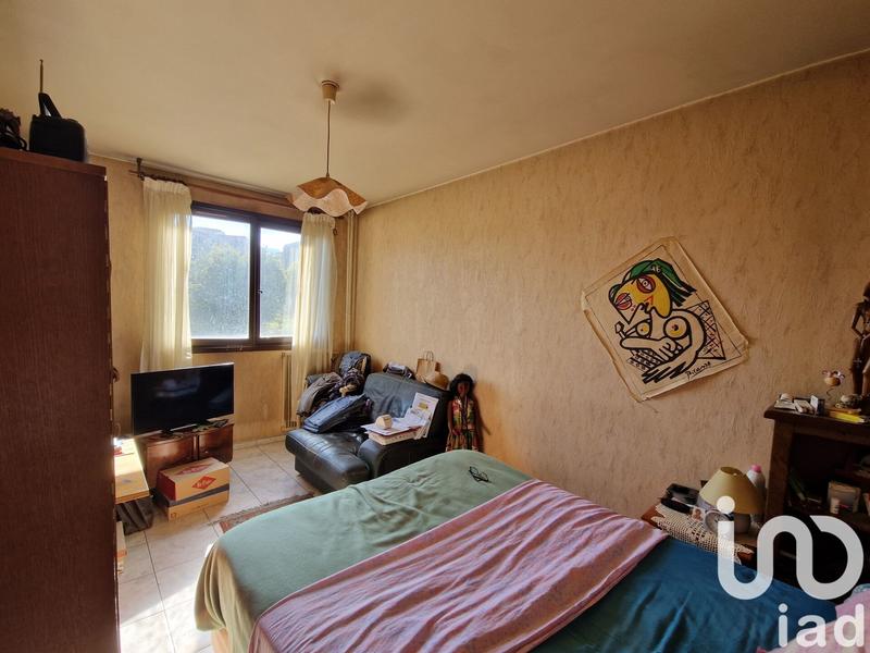 Appartement - 80 m² - 5 pièces