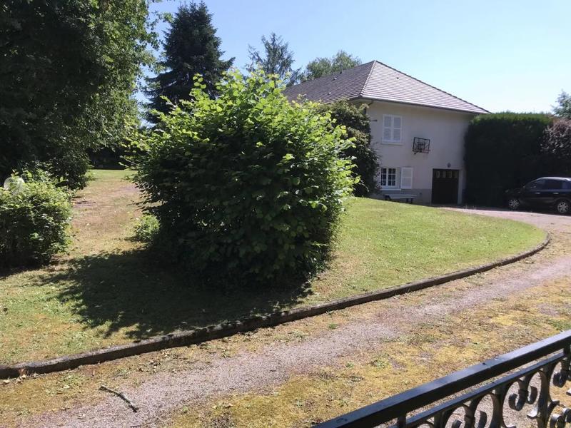 Maison - 224 m² - 7 pièces