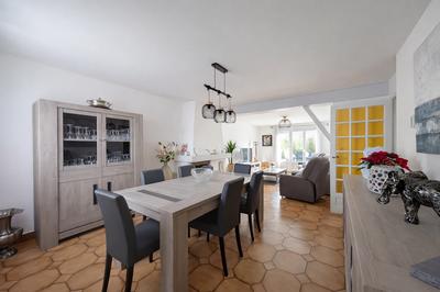 Maison - 97 m² - 5 pièces