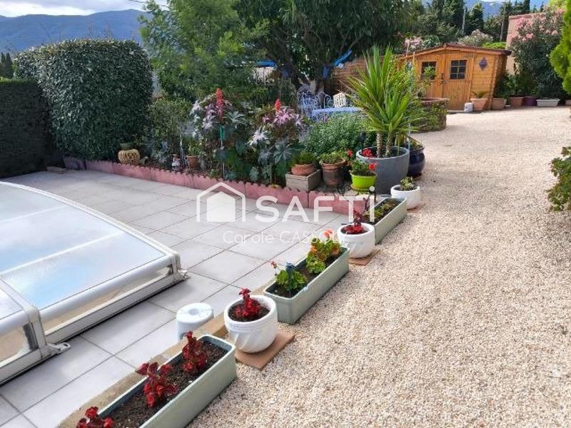 Villa - 137 m² - 6 pièces