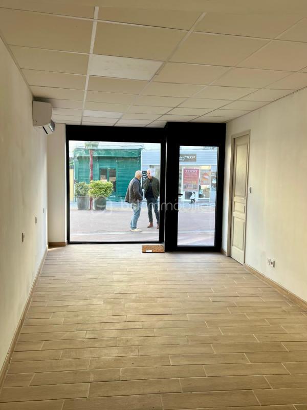 Immeuble - 110 m² - 3 pièces