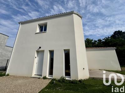 Maison - 85 m² - 4 pièces