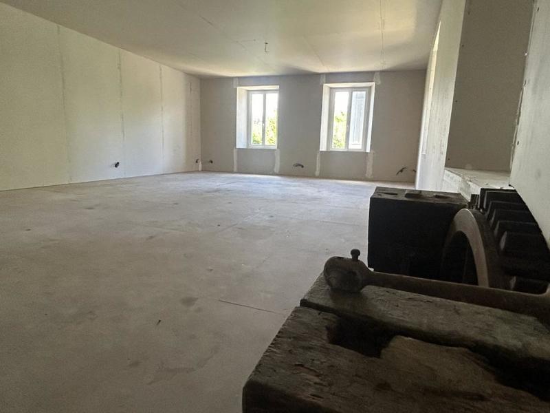 Maison - 290 m² - 12 pièces