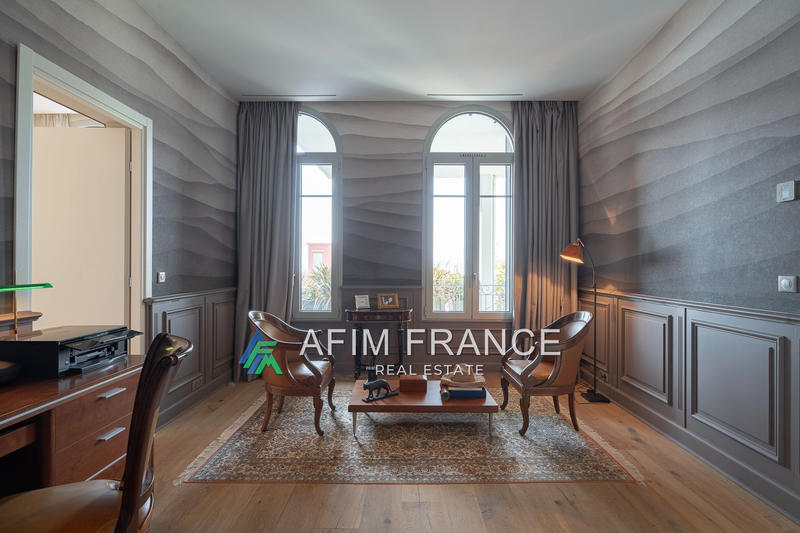 Maison de ville - 227 m² - 4 pièces