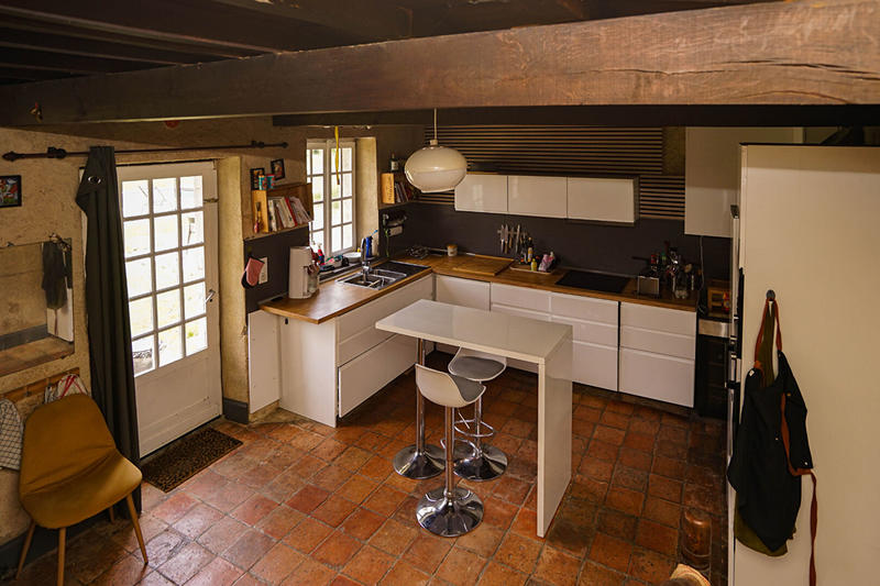 Maison - 252 m² - 8 pièces