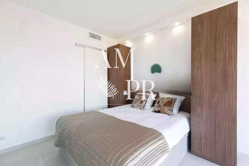 Appartement - 88 m² - 4 pièces