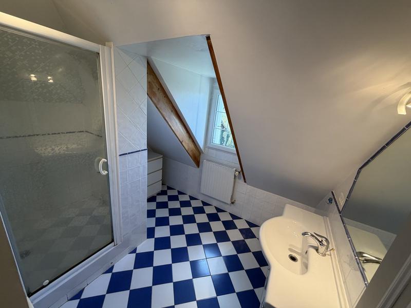 Villa - 263 m² - 7 pièces