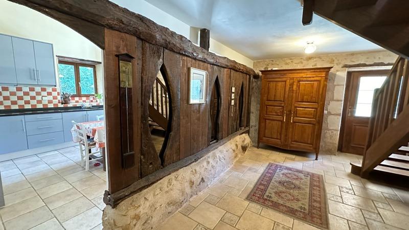 Maison - 222 m² - 5 pièces