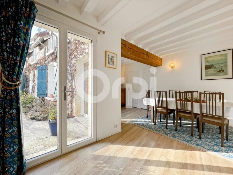 Maison - 175 m² - 8 pièces
