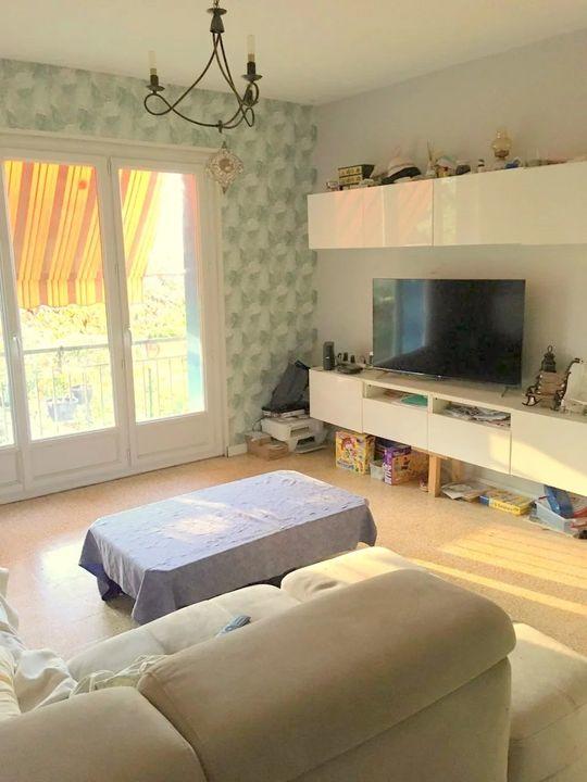 Villa - 97 m² - 5 pièces