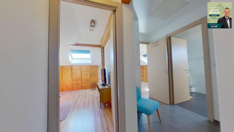 Maison - 260 m² - 6 pièces