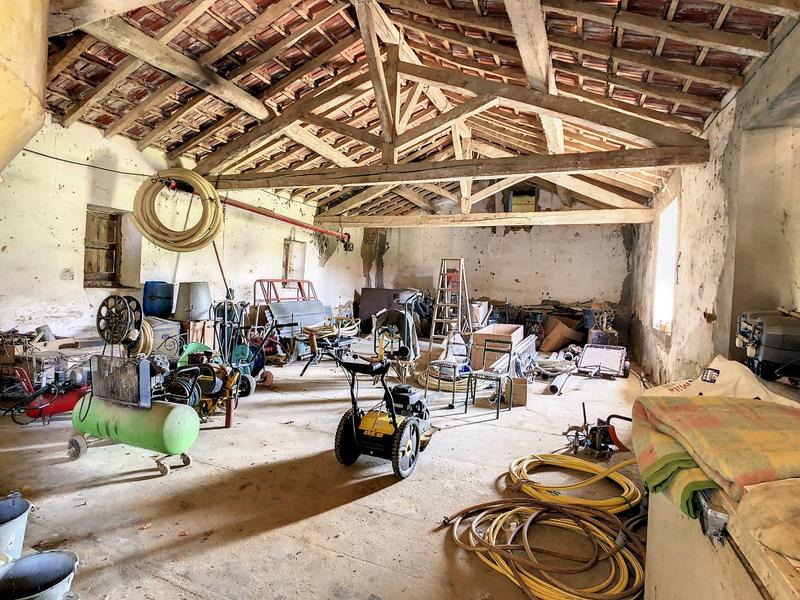 Maison de maîtres - 310 m² - 11 pièces