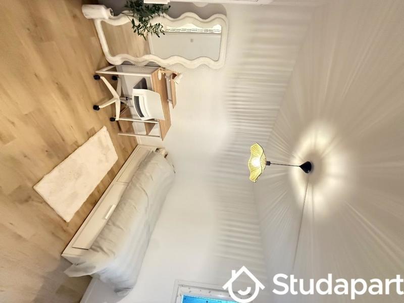 Appartement - 79 m² - 5 pièces